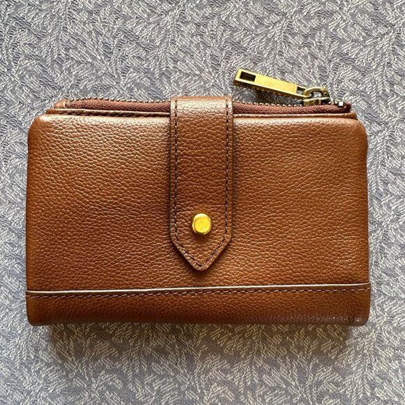 Fossil Lainie Brown Pebbled Leather Bi-Fold Women's Wallet - Picture 2 of 4